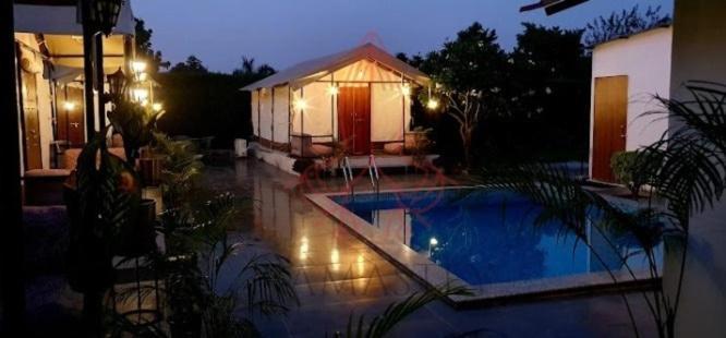 Luxury Farmhouse In Chhatarpur With Pool Nowe Delhi Zewnętrze zdjęcie