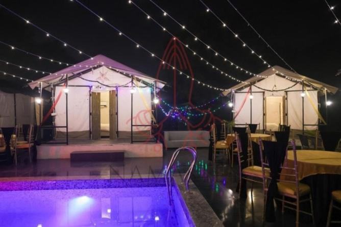 Luxury Farmhouse In Chhatarpur With Pool Nowe Delhi Zewnętrze zdjęcie