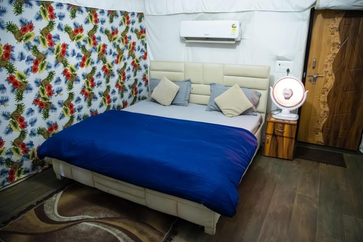 Luxury Farmhouse In Chhatarpur With Pool Nowe Delhi Zewnętrze zdjęcie